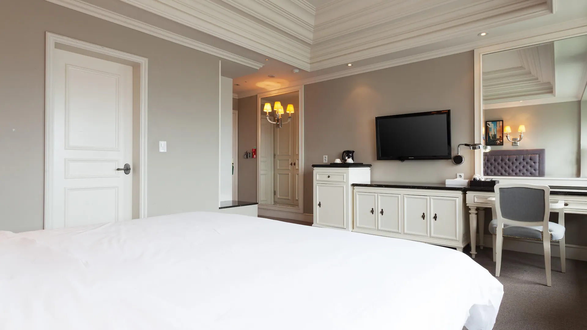 The Riverside Hotel Seul Güney Kore