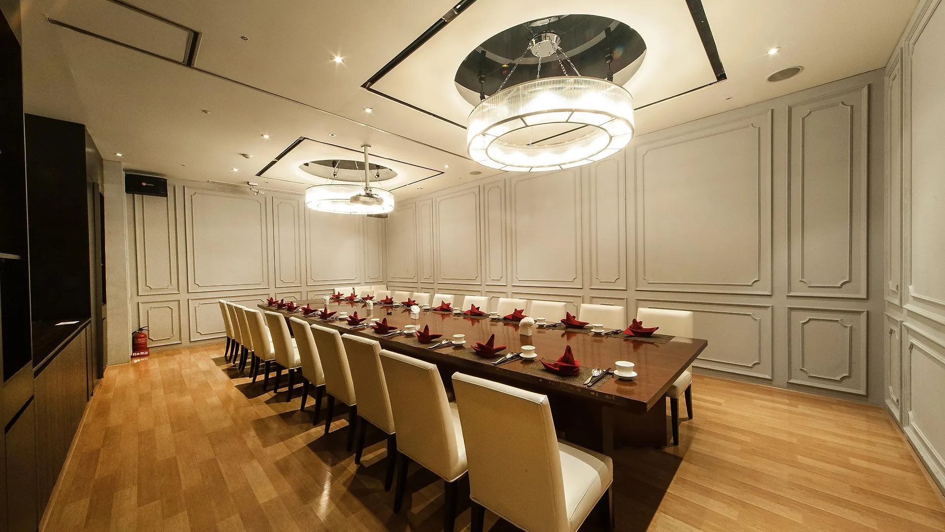 The Riverside Hotel Seoul